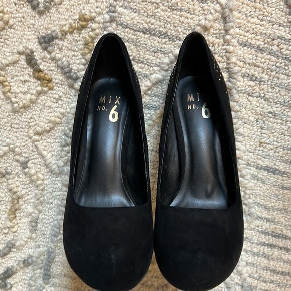 Mix No 9 Women’s black platform heels with small studs, size 6.5 - Picture 8 of 9
